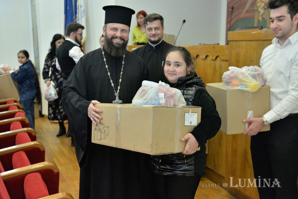 Hăinuțe noi pentru copii din Protoieria Sector 3 Capitală 293328