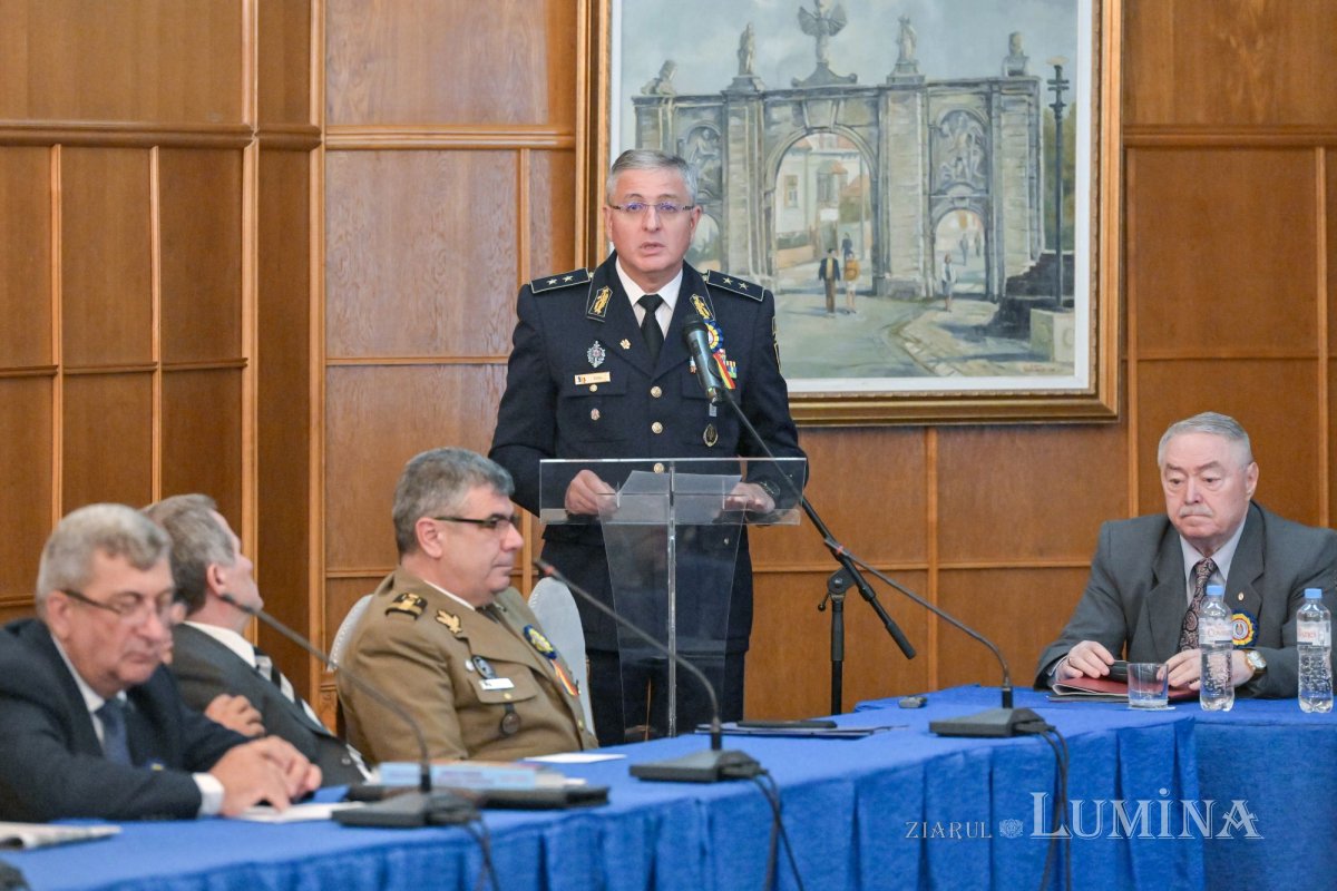 Ziua Veteranilor de Război marcată festiv la București 293271