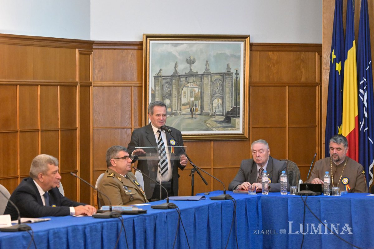 Ziua Veteranilor de Război marcată festiv la București 293273