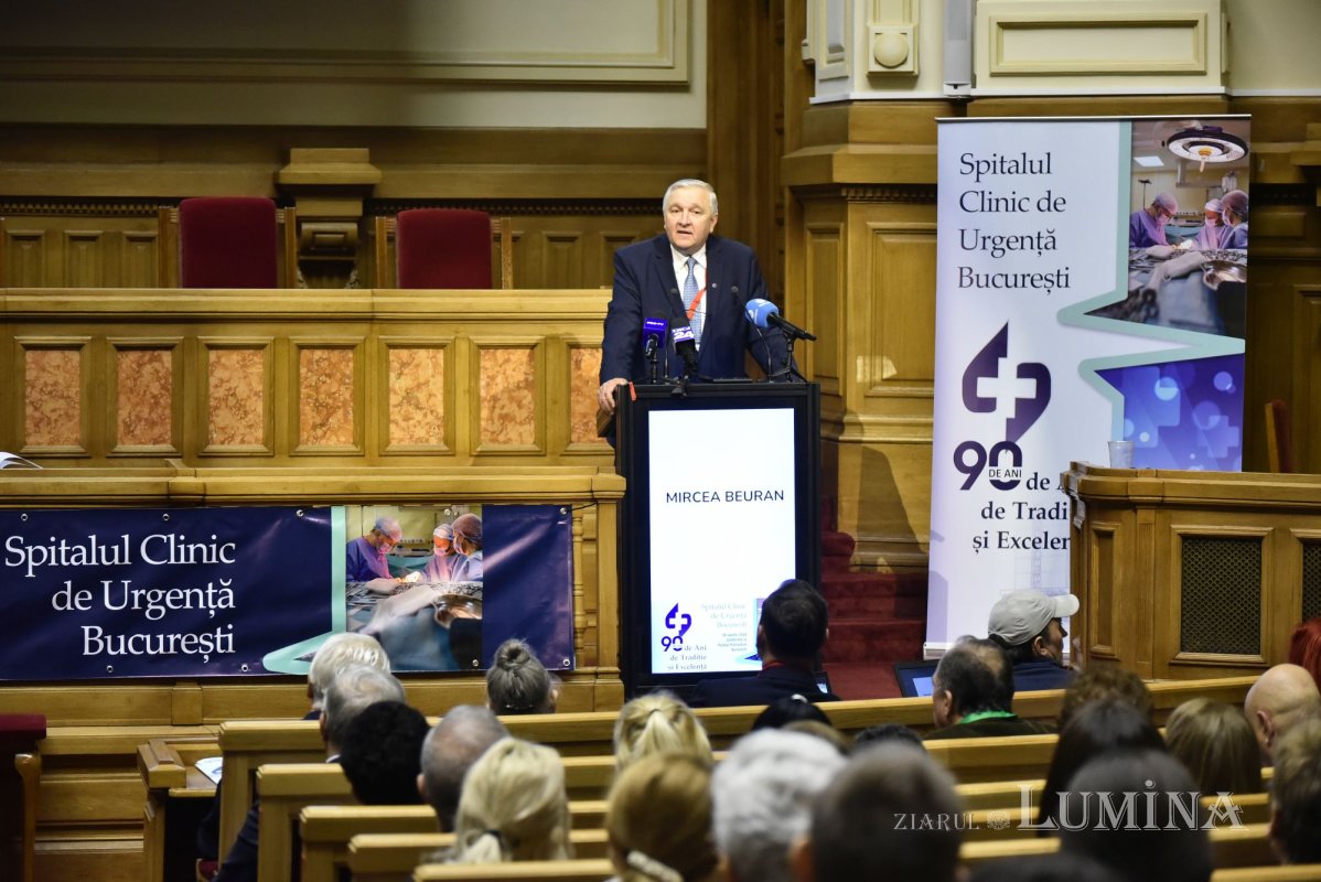 Conferință științifică aniversară la Palatul Patriarhiei 293409