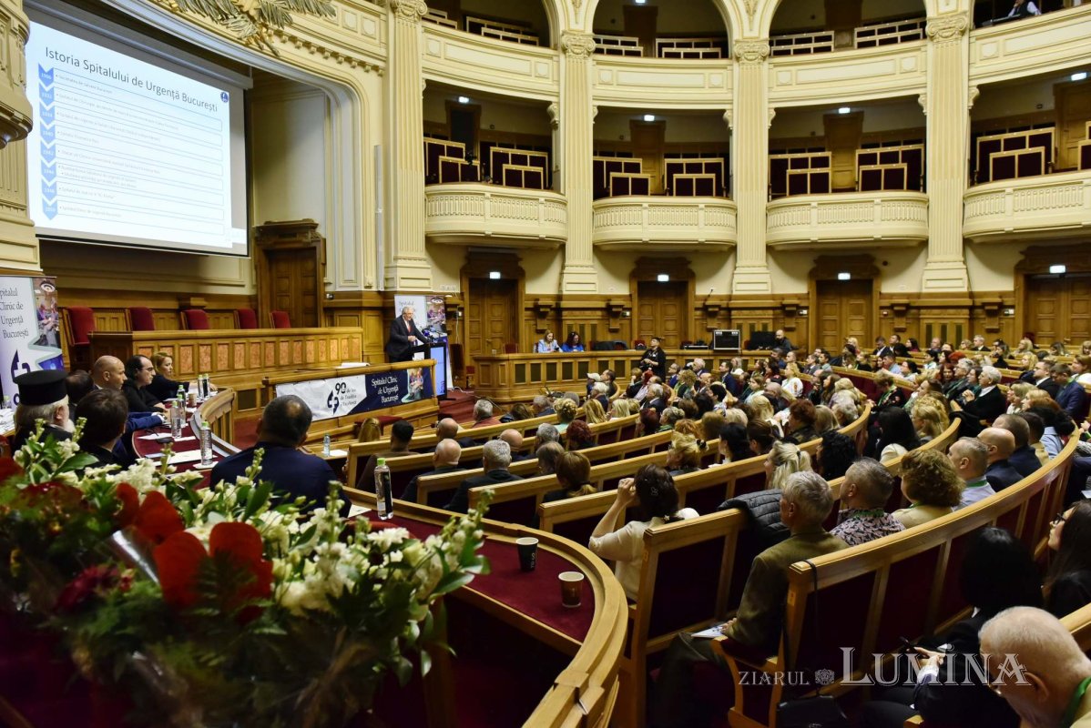 Conferință științifică aniversară la Palatul Patriarhiei 293410
