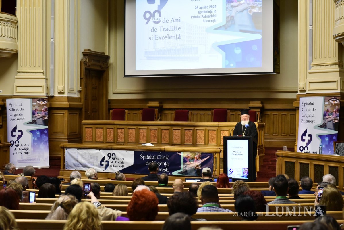 Conferință științifică aniversară la Palatul Patriarhiei 293420