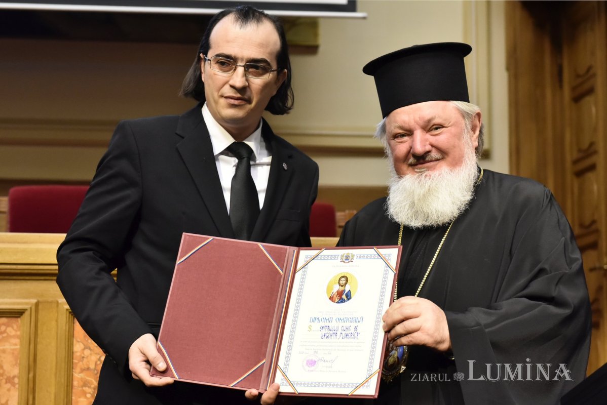 Conferință științifică aniversară la Palatul Patriarhiei 293424
