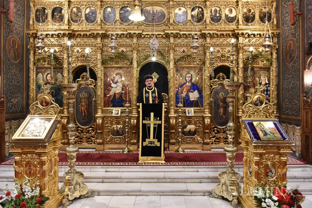 Denia din Sfânta  și Marea Luni la Catedrala Patriarhală 293758