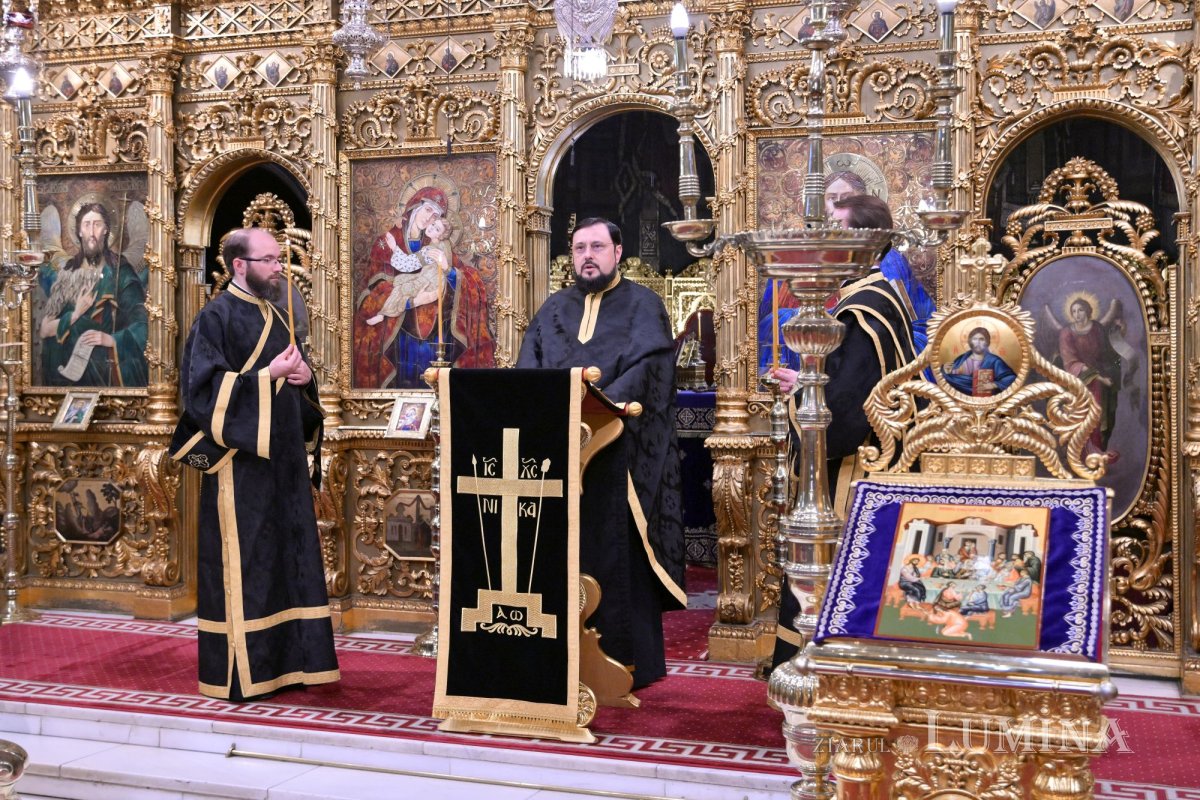 Denia din Sfânta și Marea Miercuri la Catedrala Patriarhală 294028