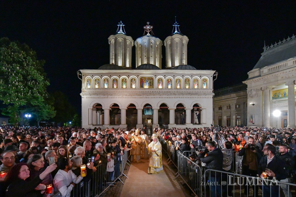 Praznic luminos pe Colina Bucuriei 294478