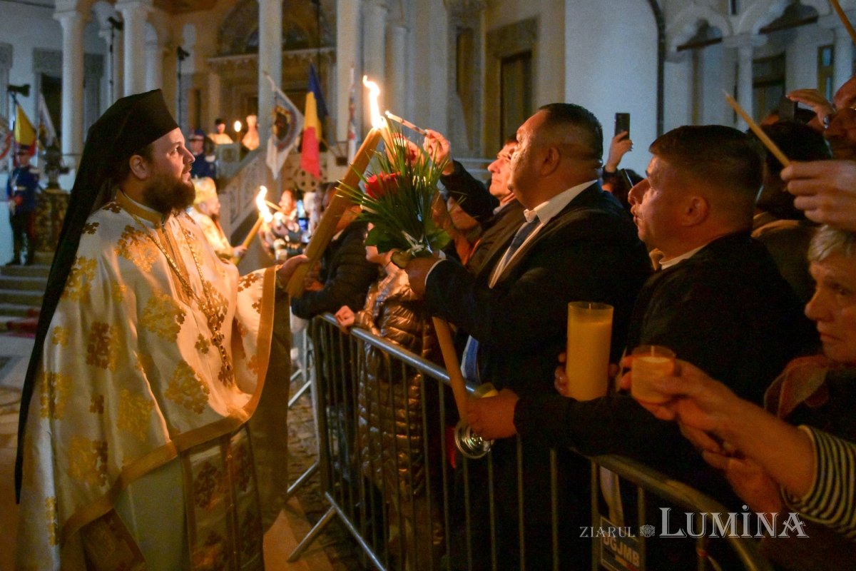 Praznic luminos pe Colina Bucuriei 294483
