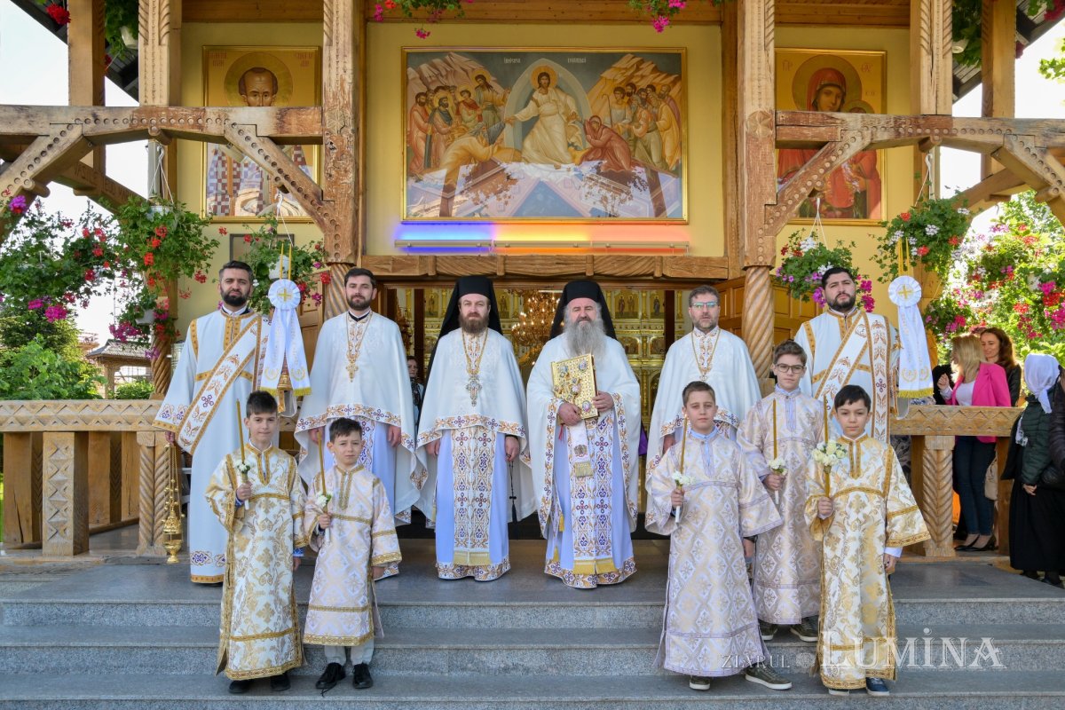 Zi de hram la Paraclisul Catedralei Naționale 294650