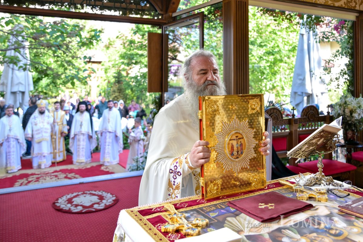 Zi de hram la Paraclisul Catedralei Naționale 294655