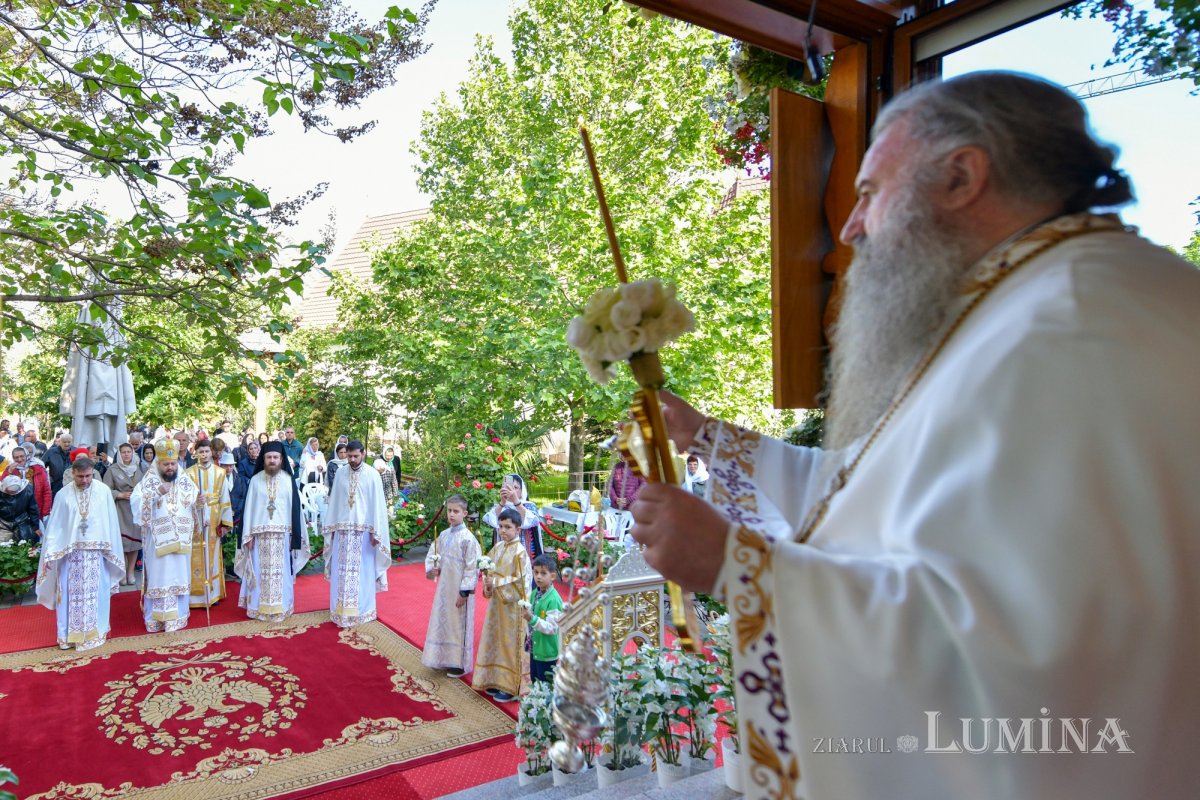 Zi de hram la Paraclisul Catedralei Naționale 294658