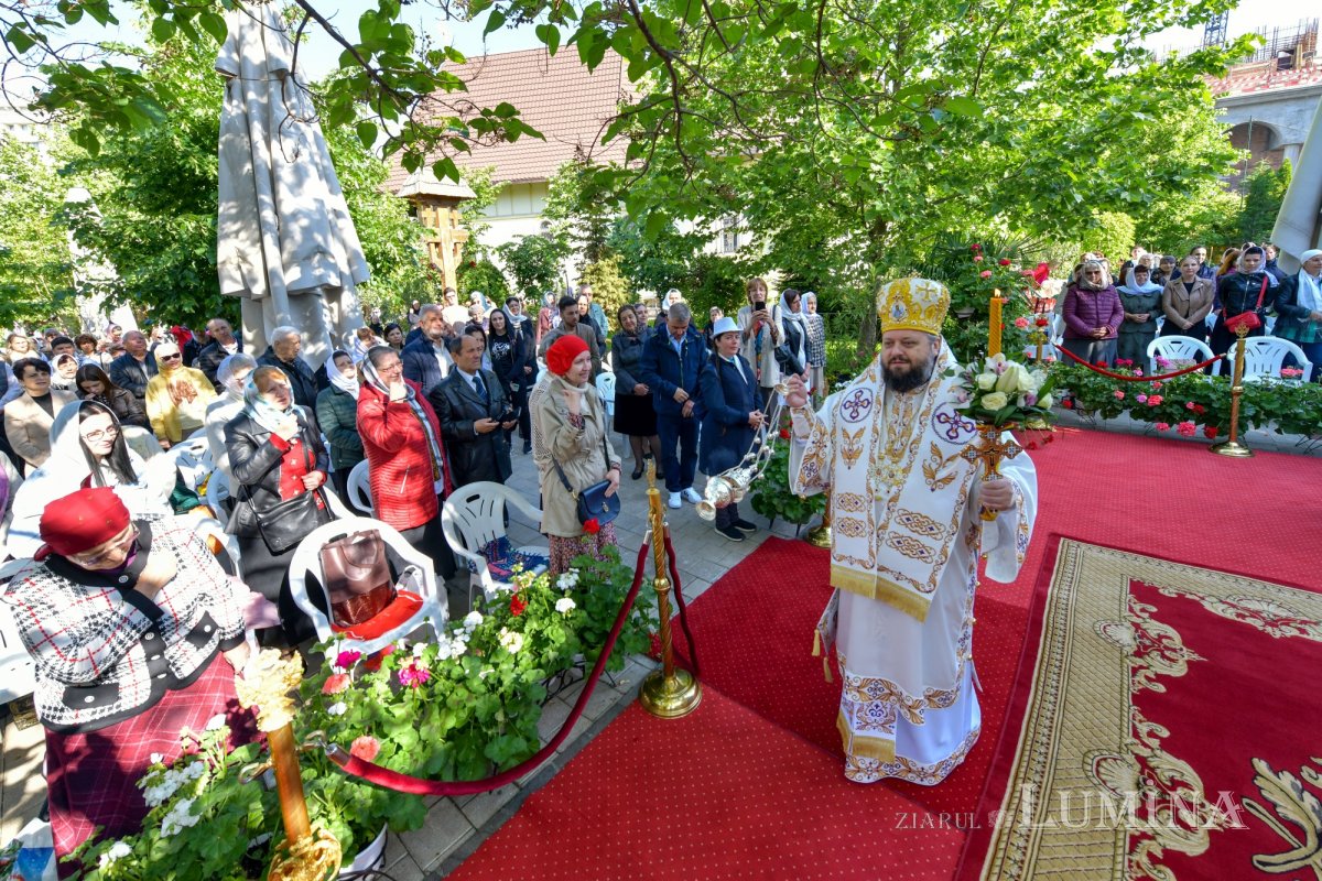 Zi de hram la Paraclisul Catedralei Naționale 294665