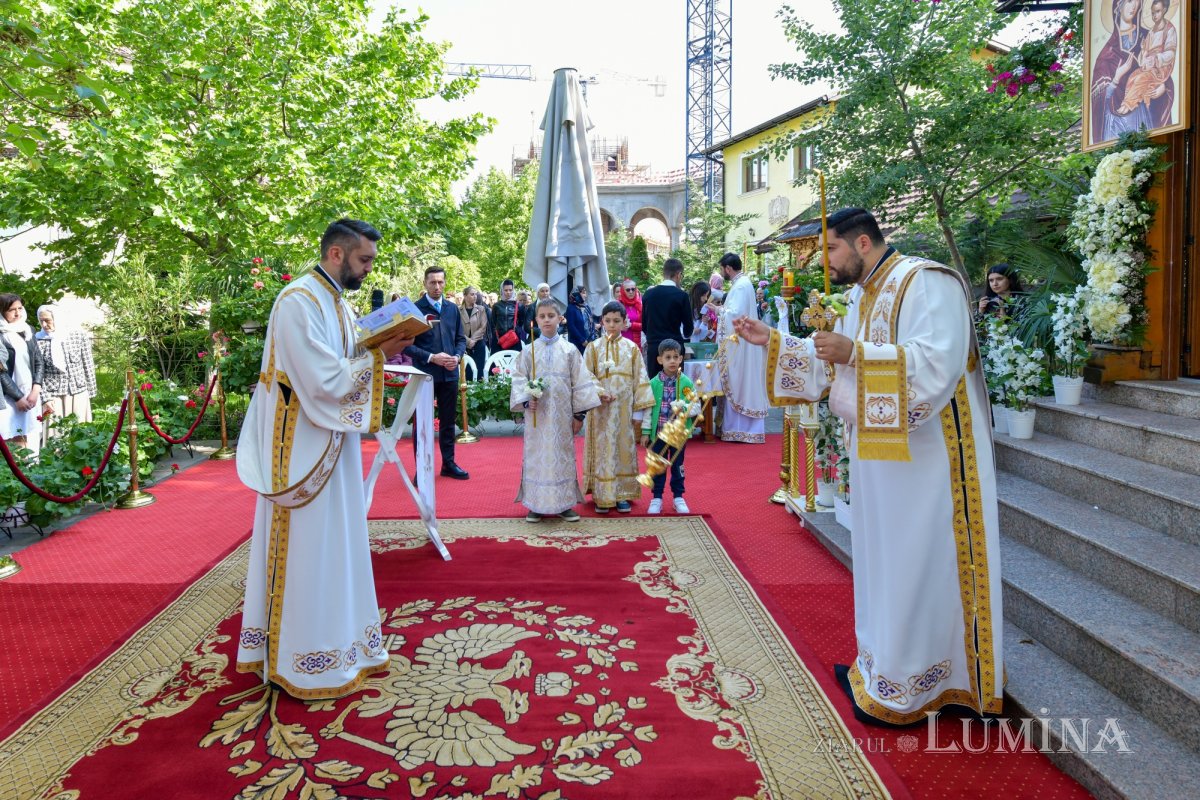 Zi de hram la Paraclisul Catedralei Naționale 294669