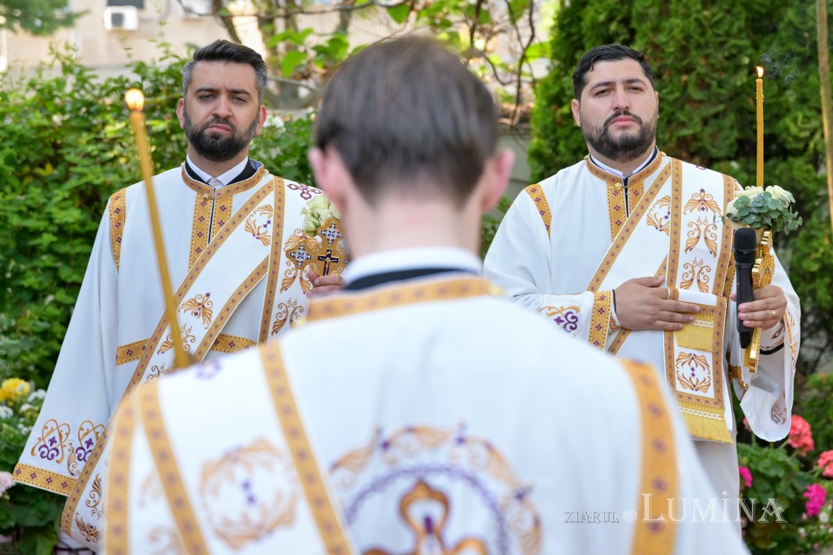 Zi de hram la Paraclisul Catedralei Naționale 294678