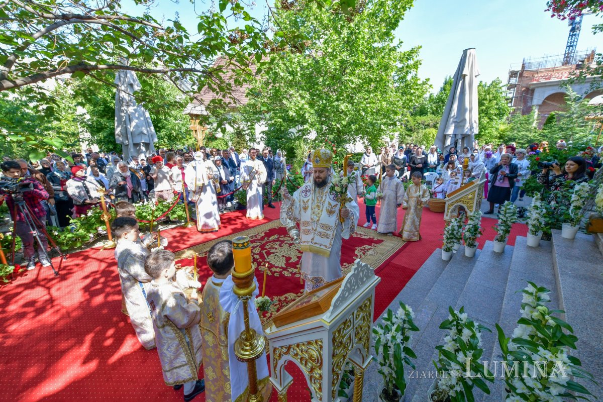 Zi de hram la Paraclisul Catedralei Naționale 294681