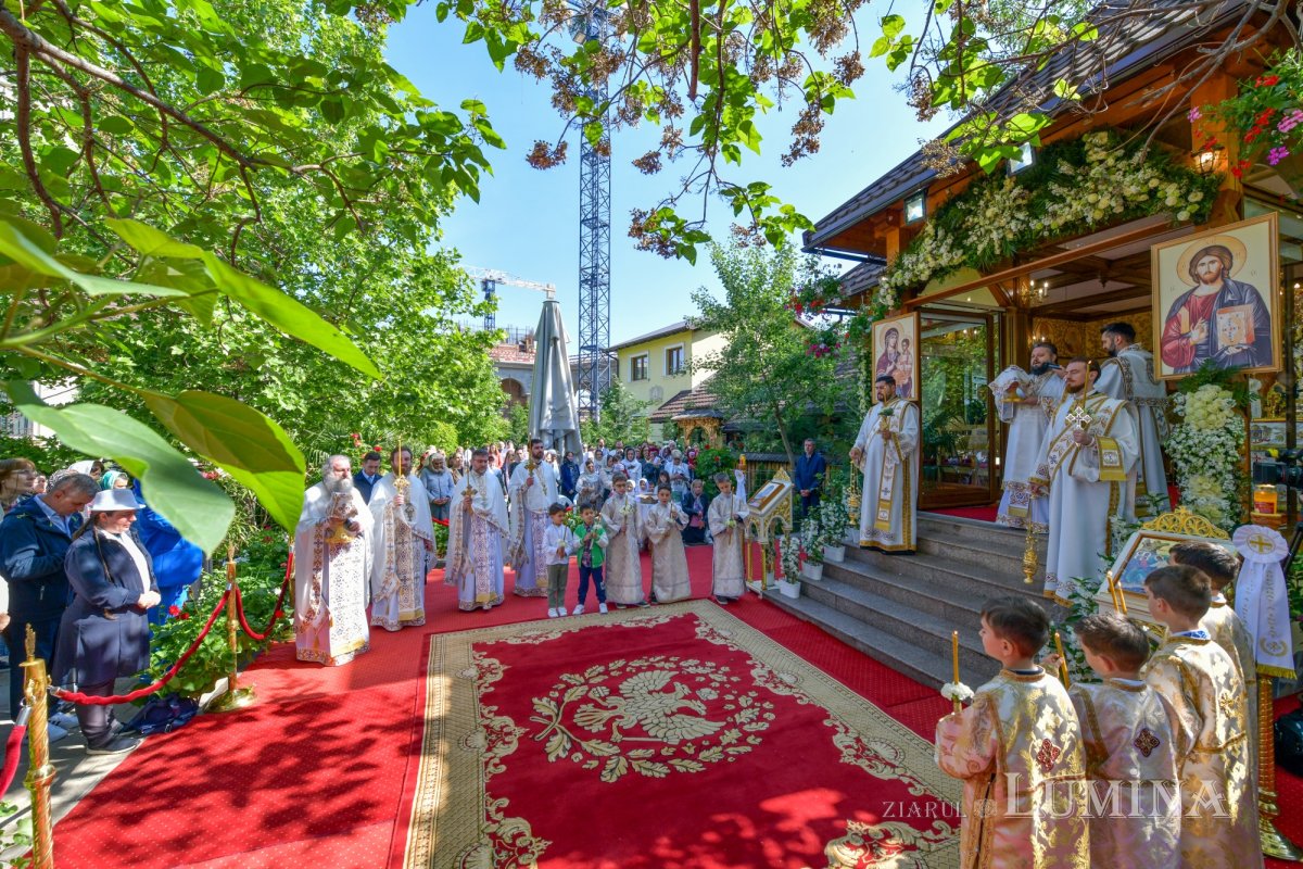 Zi de hram la Paraclisul Catedralei Naționale 294684