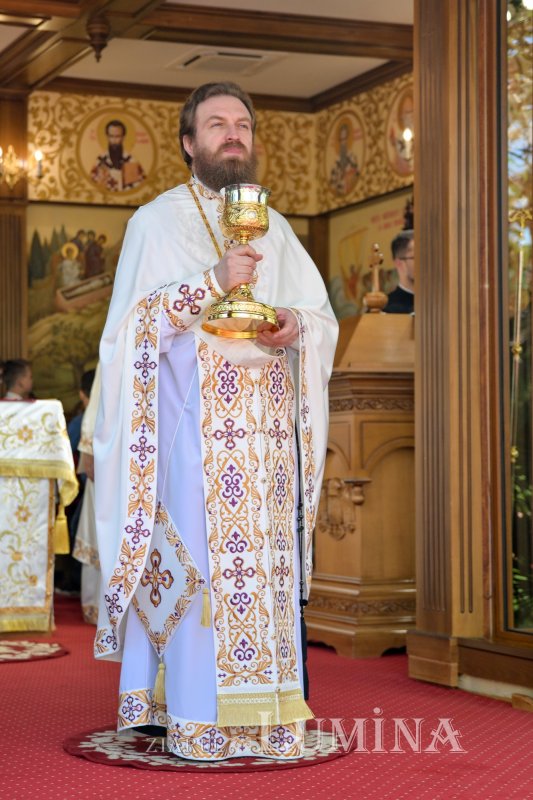 Zi de hram la Paraclisul Catedralei Naționale 294700