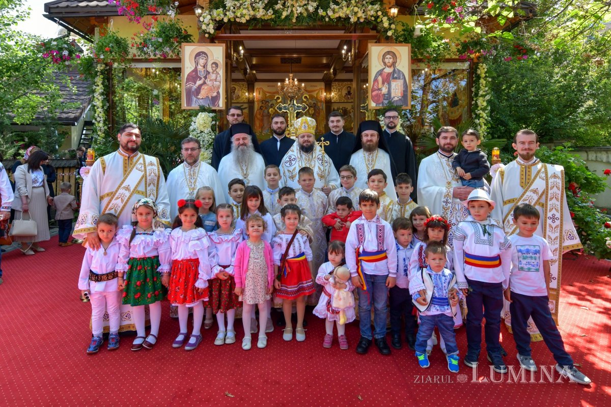 Zi de hram la Paraclisul Catedralei Naționale 294701