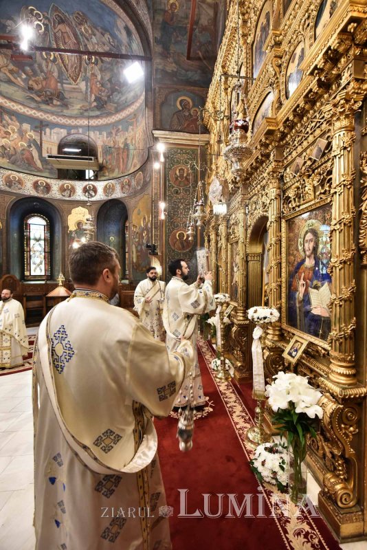 Izvorul Tămăduirii sărbătorit pe Colina Patriarhiei 295021