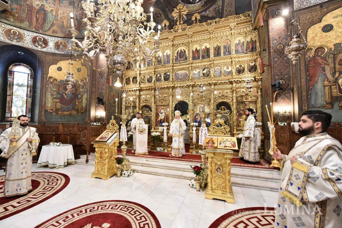 Izvorul Tămăduirii sărbătorit pe Colina Patriarhiei 295031