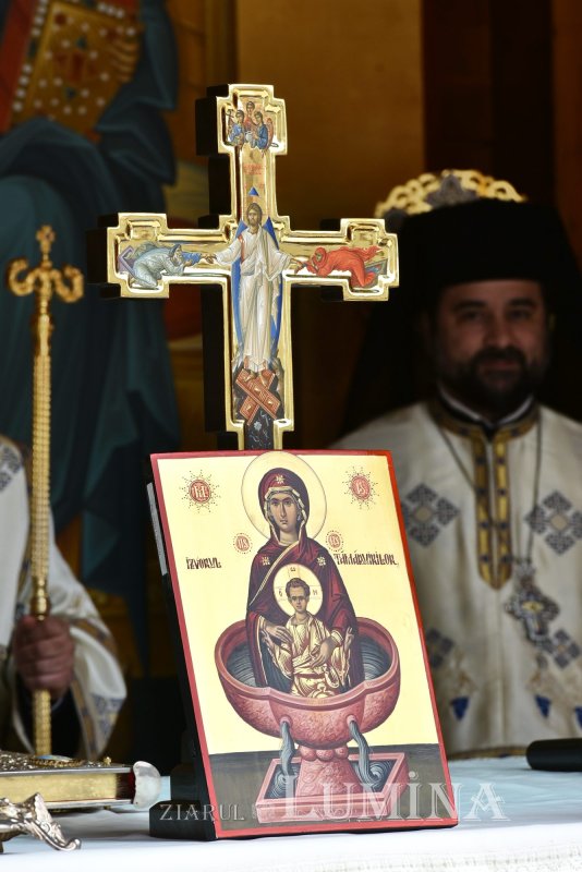 Izvorul Tămăduirii sărbătorit pe Colina Patriarhiei 295034