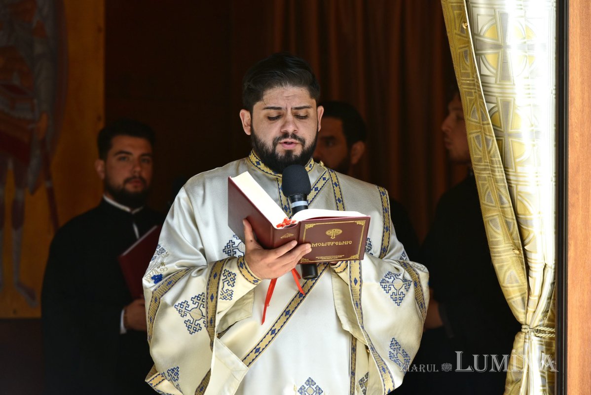 Izvorul Tămăduirii sărbătorit pe Colina Patriarhiei 295035