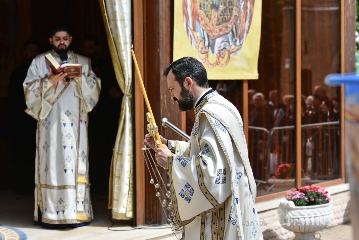 Izvorul Tămăduirii sărbătorit pe Colina Patriarhiei 295036