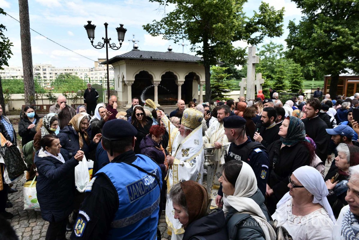 Izvorul Tămăduirii sărbătorit pe Colina Patriarhiei 295053