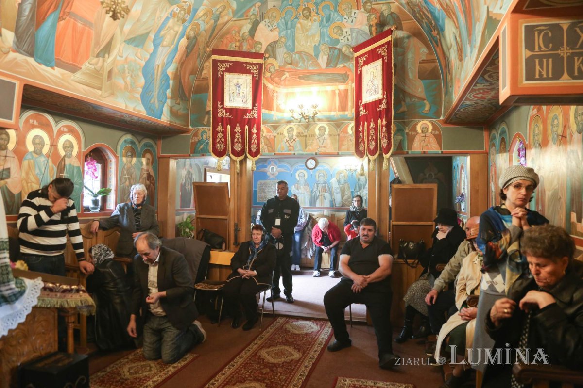 Nădejde în vindecare și mântuire la biserica Spitalului Județean Sibiu 295525