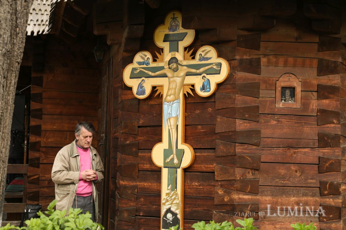 Nădejde în vindecare și mântuire la biserica Spitalului Județean Sibiu 295527