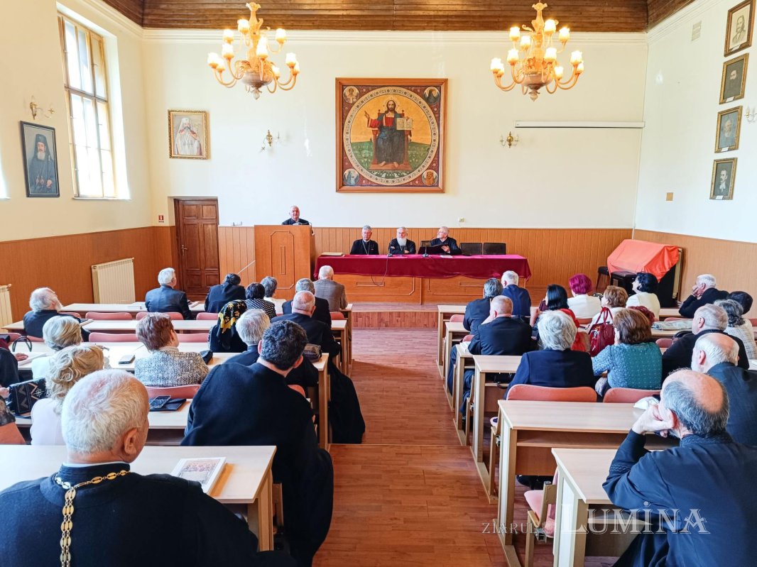 Revederea promoţiei 1980-1984 la Facultatea de Teologie Ortodoxă din Sibiu 295556