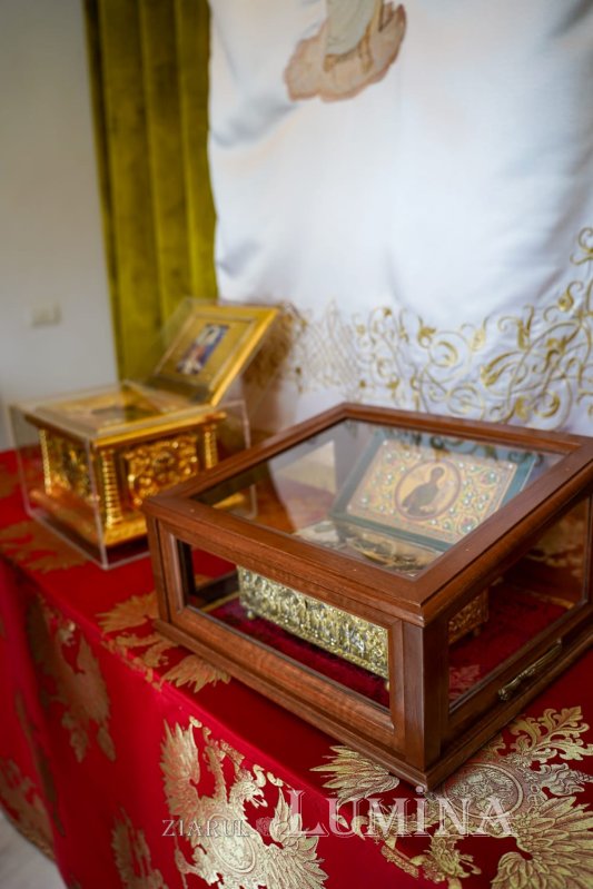 Binecuvântarea sfinților la Mănăstirea Pantocrator 295856