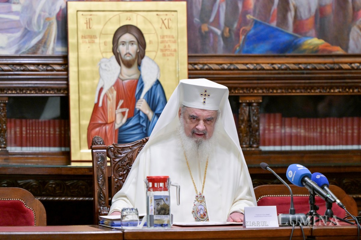 Întrunirea Sinodului Mitropoliei Munteniei și Dobrogei la Reședința Patriarhală 296205