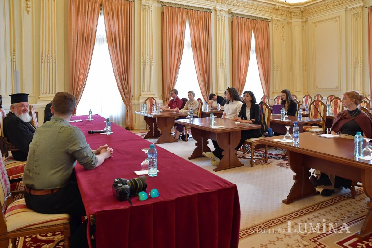 Oaspeți din SUA la Palatul Patriarhiei 296172