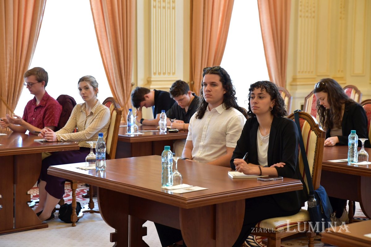 Oaspeți din SUA la Palatul Patriarhiei 296173