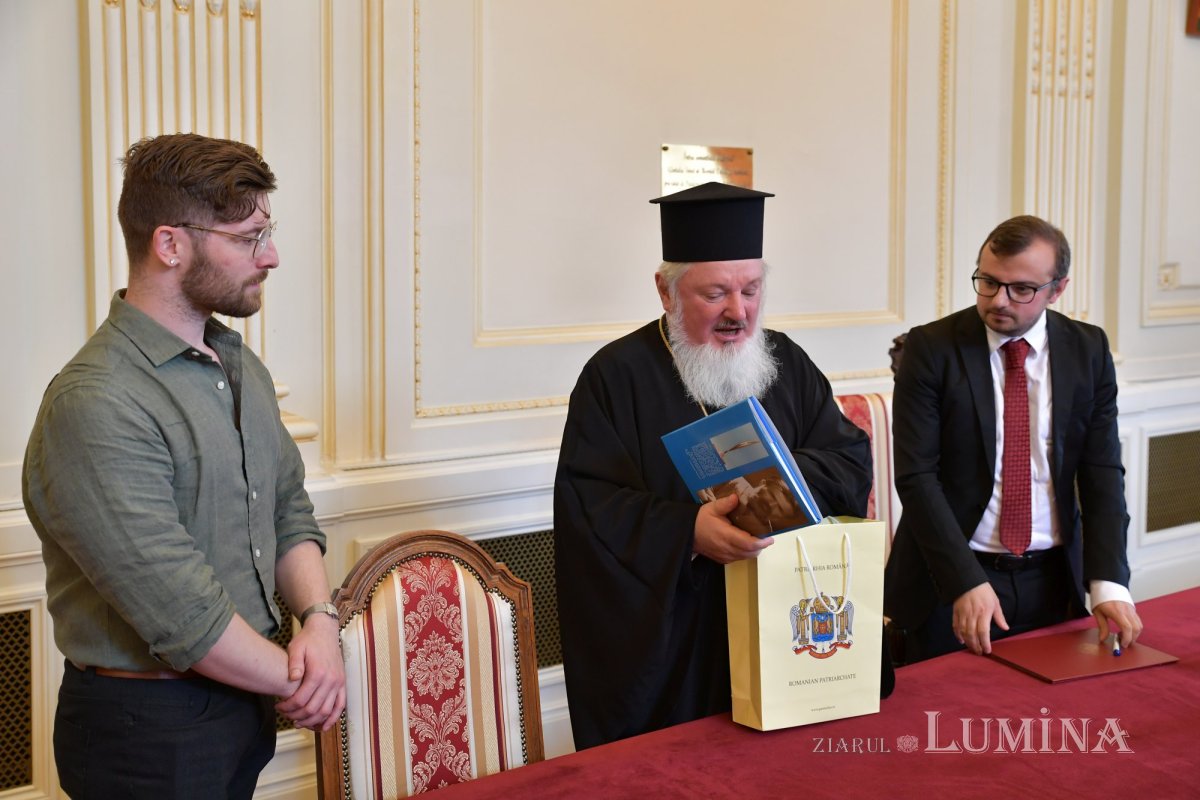 Oaspeți din SUA la Palatul Patriarhiei 296184