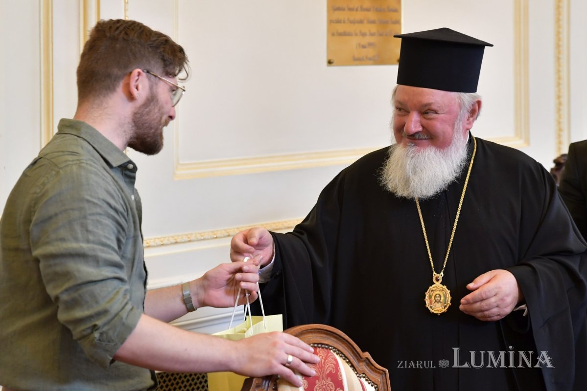 Oaspeți din SUA la Palatul Patriarhiei 296185