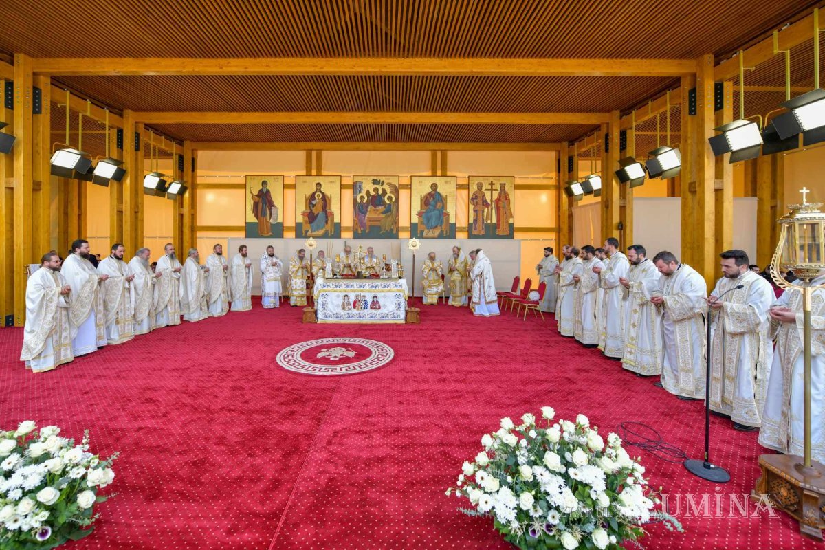 Catedrala Patriarhală și-a sărbătorit hramul istoric 296579