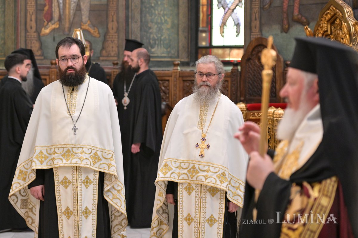 Rugăciune și comuniune a românilor de pretutindeni pe Dealul Patriarhiei 296920