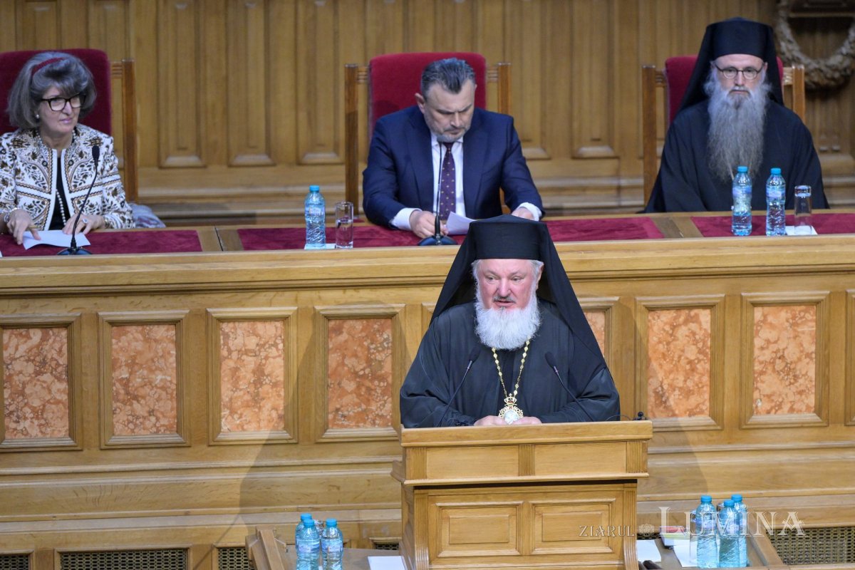 Rugăciune și comuniune a românilor de pretutindeni pe Dealul Patriarhiei 296932