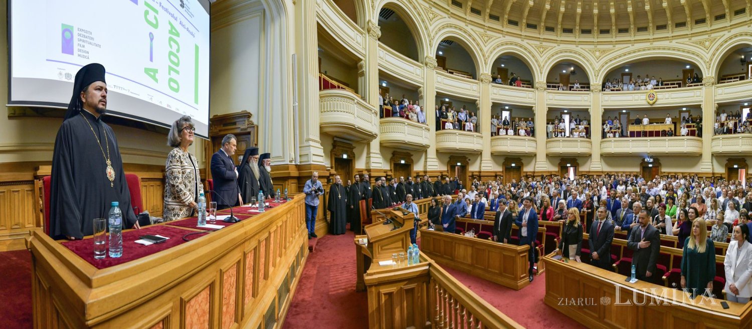 Rugăciune și comuniune a românilor de pretutindeni pe Dealul Patriarhiei 296935