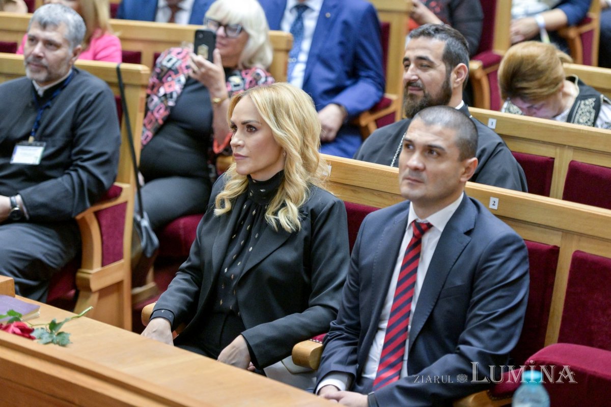 Rugăciune și comuniune a românilor de pretutindeni pe Dealul Patriarhiei 296950