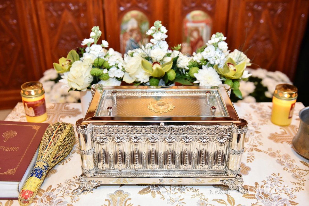 Izvor de vindecare și întărire pentru comunitatea unui spital bucureștean 296968