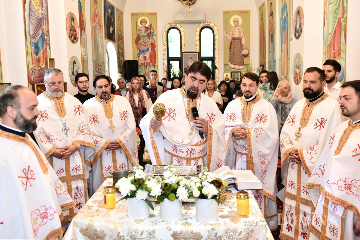 Izvor de vindecare și întărire pentru comunitatea unui spital bucureștean 296976