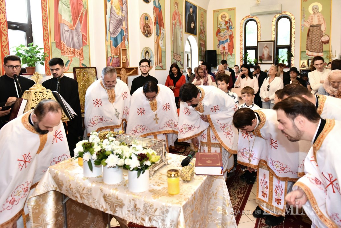 Izvor de vindecare și întărire pentru comunitatea unui spital bucureștean 296979