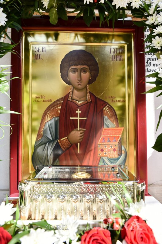 Izvor de vindecare și întărire pentru comunitatea unui spital bucureștean 296984