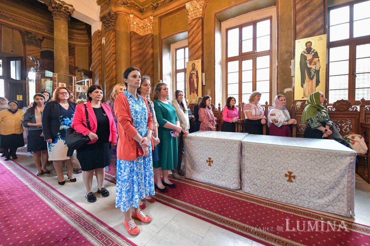 Revedere a teologilor bucureşteni din promoţia 2004 297643