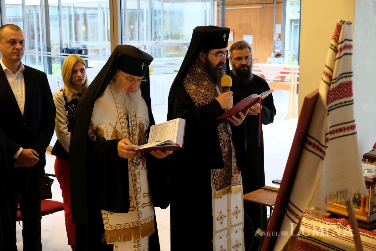 Sesiune festivă a Adunării eparhiale în Germania 297924