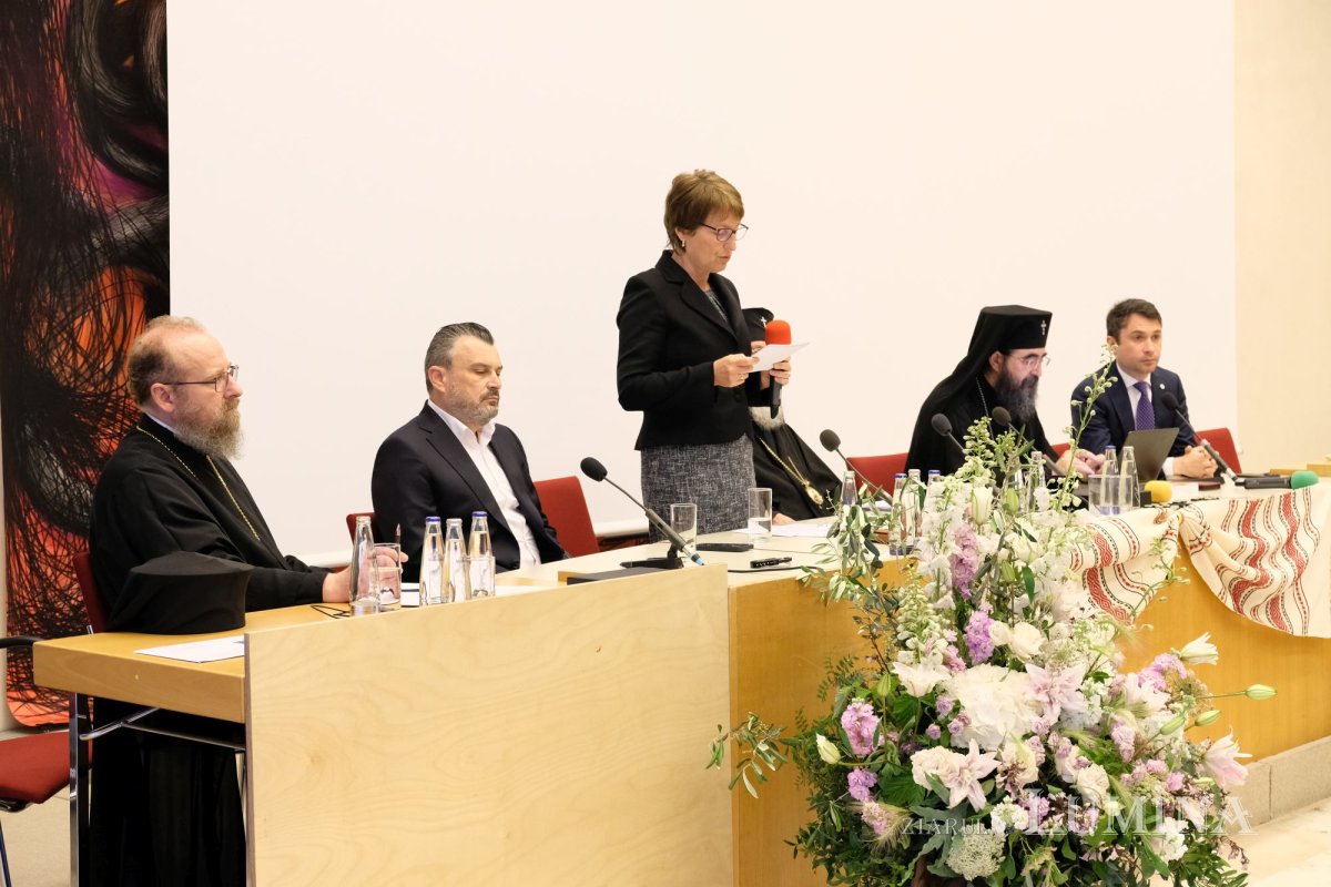 Sesiune festivă a Adunării eparhiale în Germania 297938