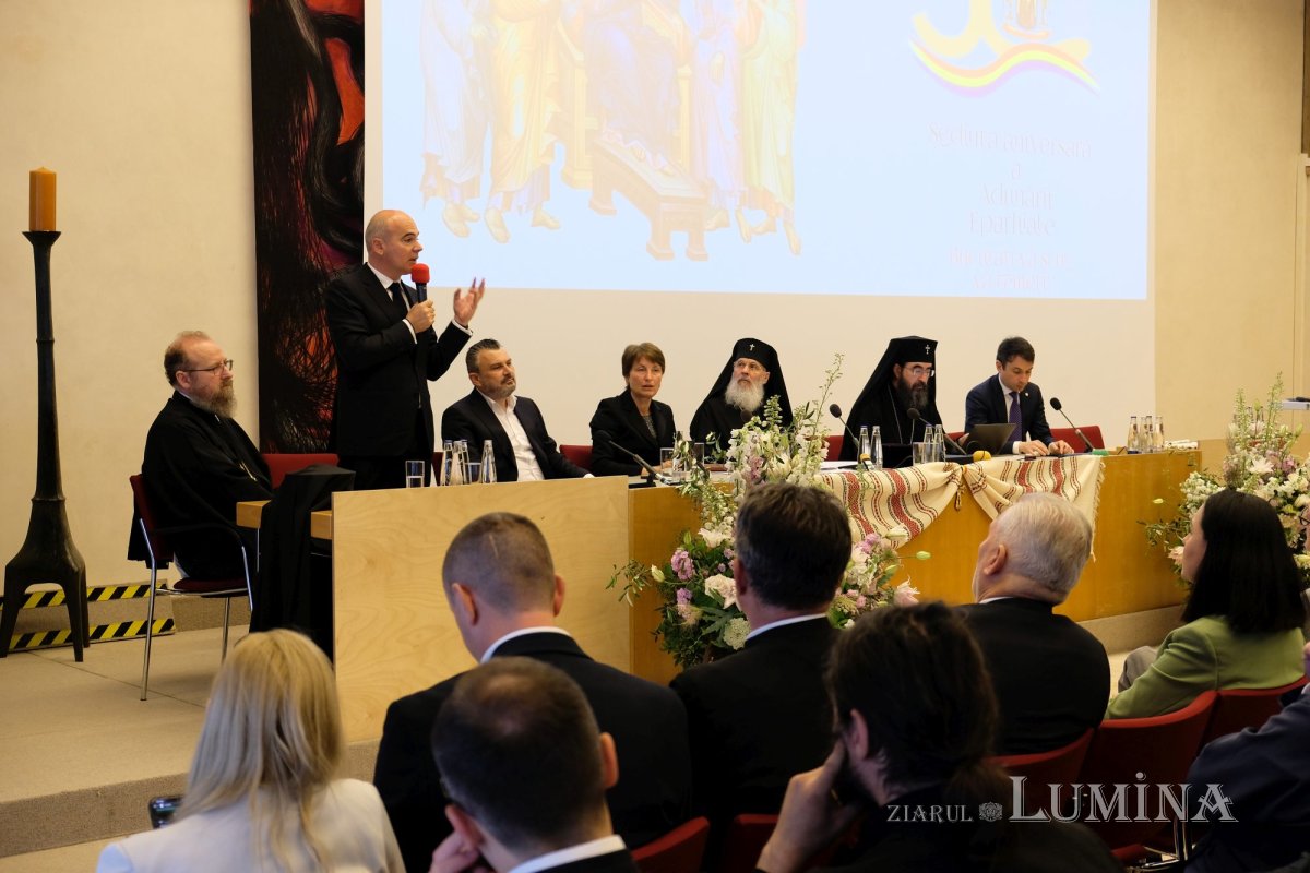 Sesiune festivă a Adunării eparhiale în Germania 297942