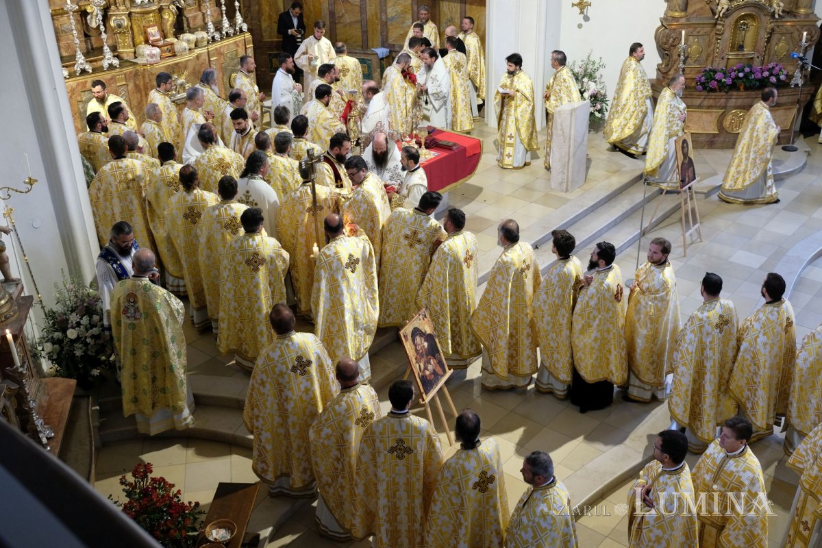 Recunoștință prin rugăciune pentru o aniversare binecuvântată 298060